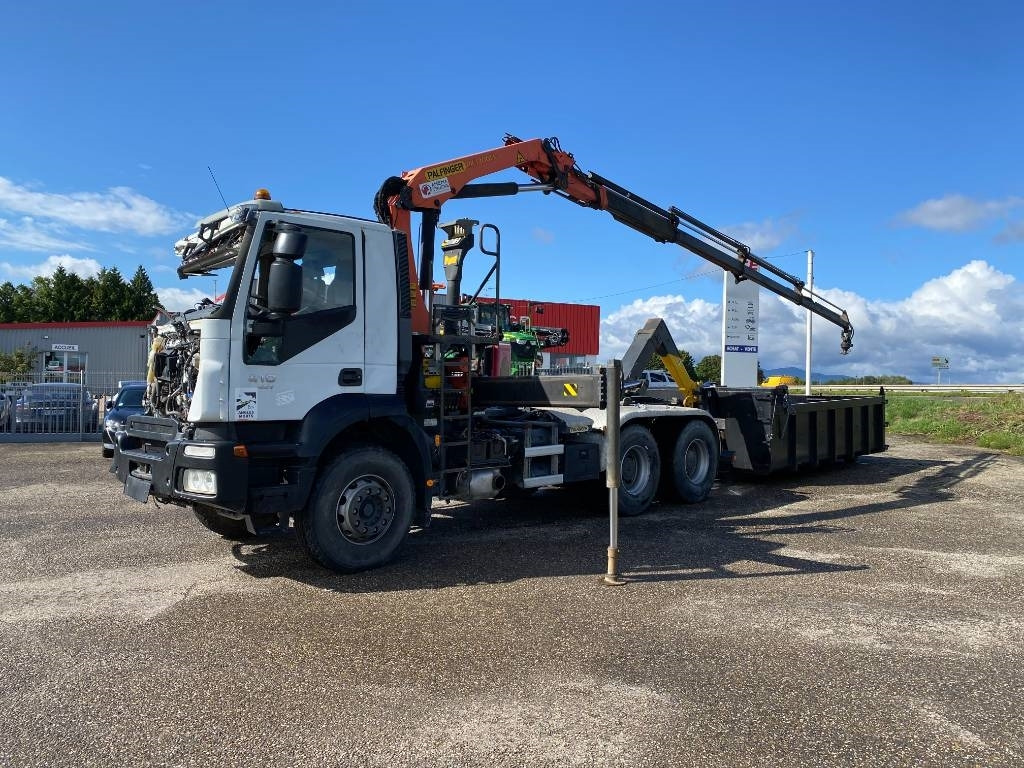 Iveco TRAKKER 410/EEV -PALFINGER PK13001-T18 endommagé - Abrollkipper: das Bild 4 Iveco TRAKKER 410/EEV -PALFINGER PK13001-T18 endommagé - Abrollkipper: das Bild 4