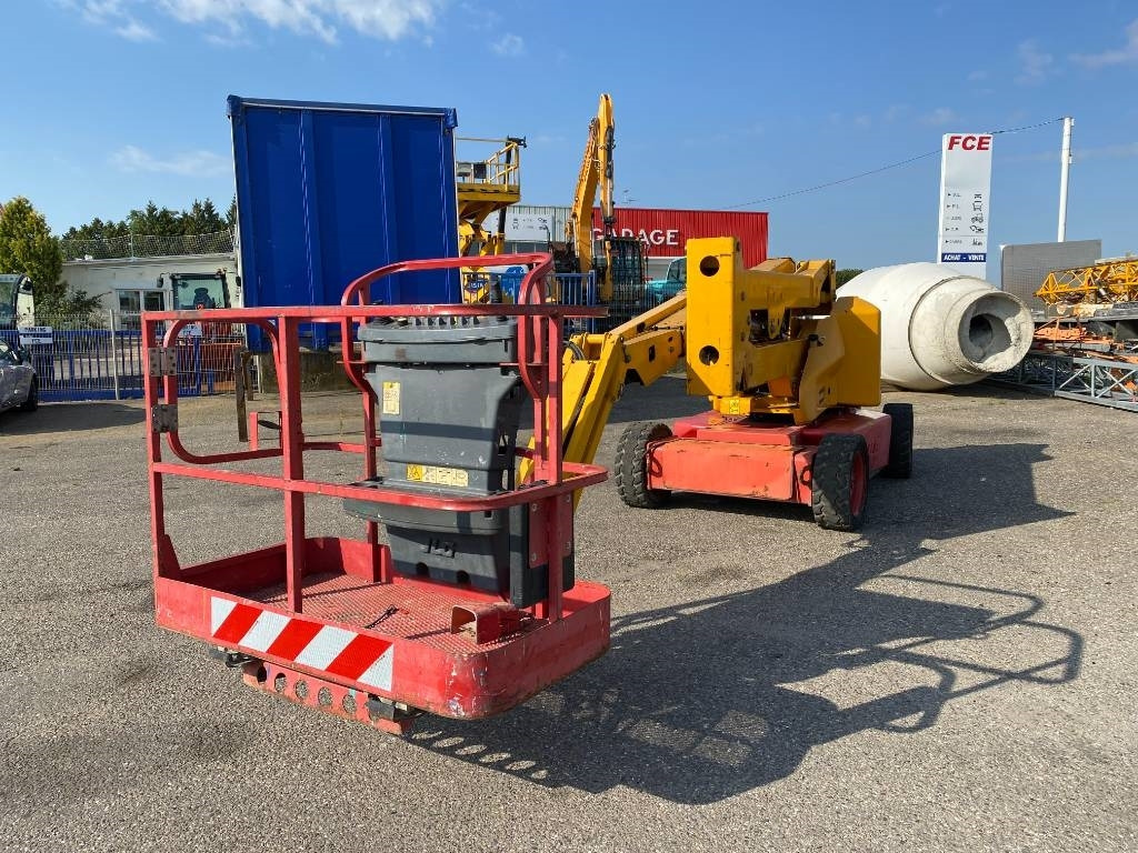 JLG M 450 AJ Hybr. Diesel elc. 15,7m a réparer - Gelenkarmbühne: das Bild 2 JLG M 450 AJ Hybr. Diesel elc. 15,7m a réparer - Gelenkarmbühne: das Bild 2