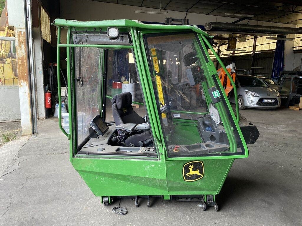 John Deere SERIE 10 - Fahrerhaus für LKW: das Bild 2 John Deere SERIE 10 - Fahrerhaus für LKW: das Bild 2