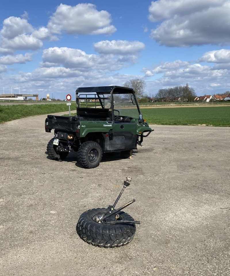 Kawasaki MULE PRO MX - 1er Main endommagé - Quad: das Bild 4 Kawasaki MULE PRO MX - 1er Main endommagé - Quad: das Bild 4