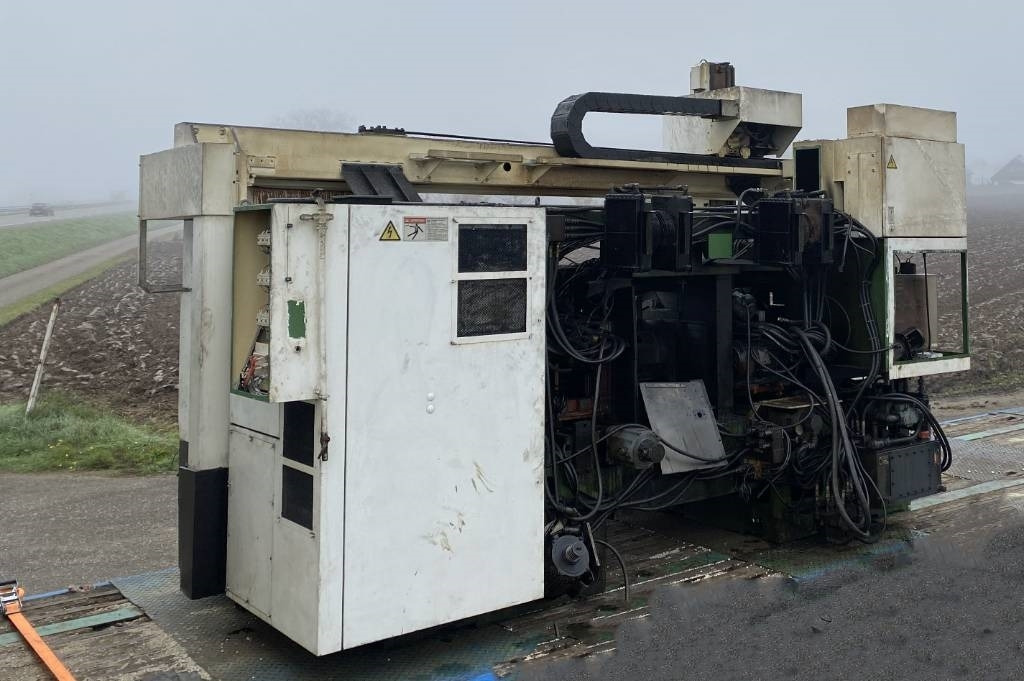 Mazak / Yamazaki FLEX-GL 200N-MLTPLX 630 1er Main - Landmaschine: das Bild 4 Mazak / Yamazaki FLEX-GL 200N-MLTPLX 630 1er Main - Landmaschine: das Bild 4