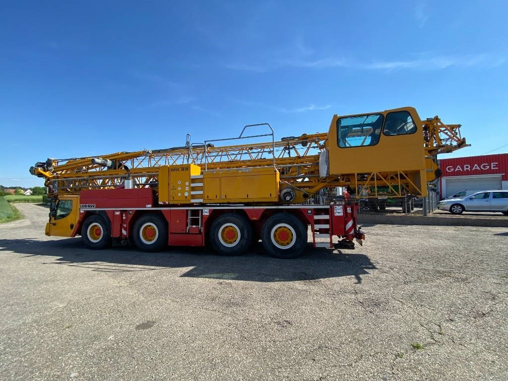 Liebherr MK 88 Certificat CE / 1er Main endommagée - Mobilkran: das Bild 5 Liebherr MK 88 Certificat CE / 1er Main endommagée - Mobilkran: das Bild 5