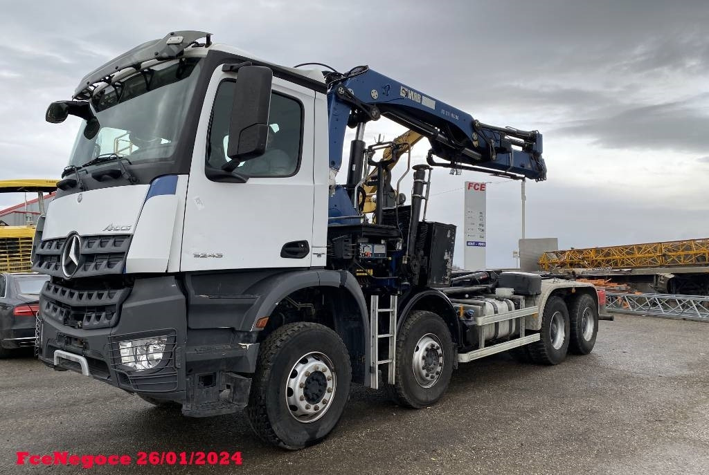 Mercedes-Benz AROCS 3243 /HIAB Origine Française - Abrollkipper: das Bild 1 Mercedes-Benz AROCS 3243 /HIAB Origine Française - Abrollkipper: das Bild 1