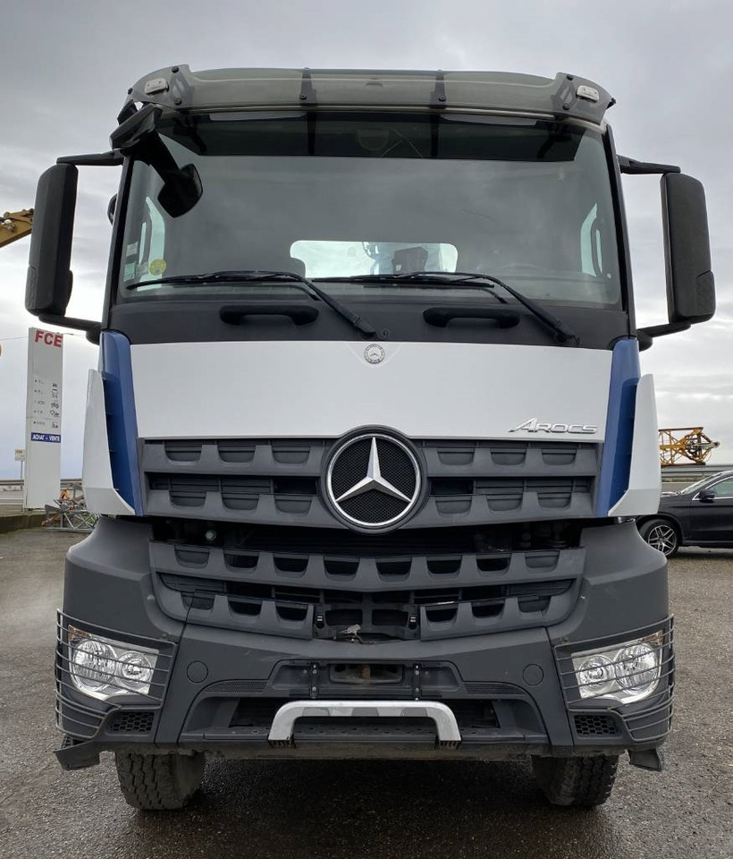 Mercedes-Benz AROCS 3243 /HIAB Origine Française - Abrollkipper: das Bild 2 Mercedes-Benz AROCS 3243 /HIAB Origine Française - Abrollkipper: das Bild 2