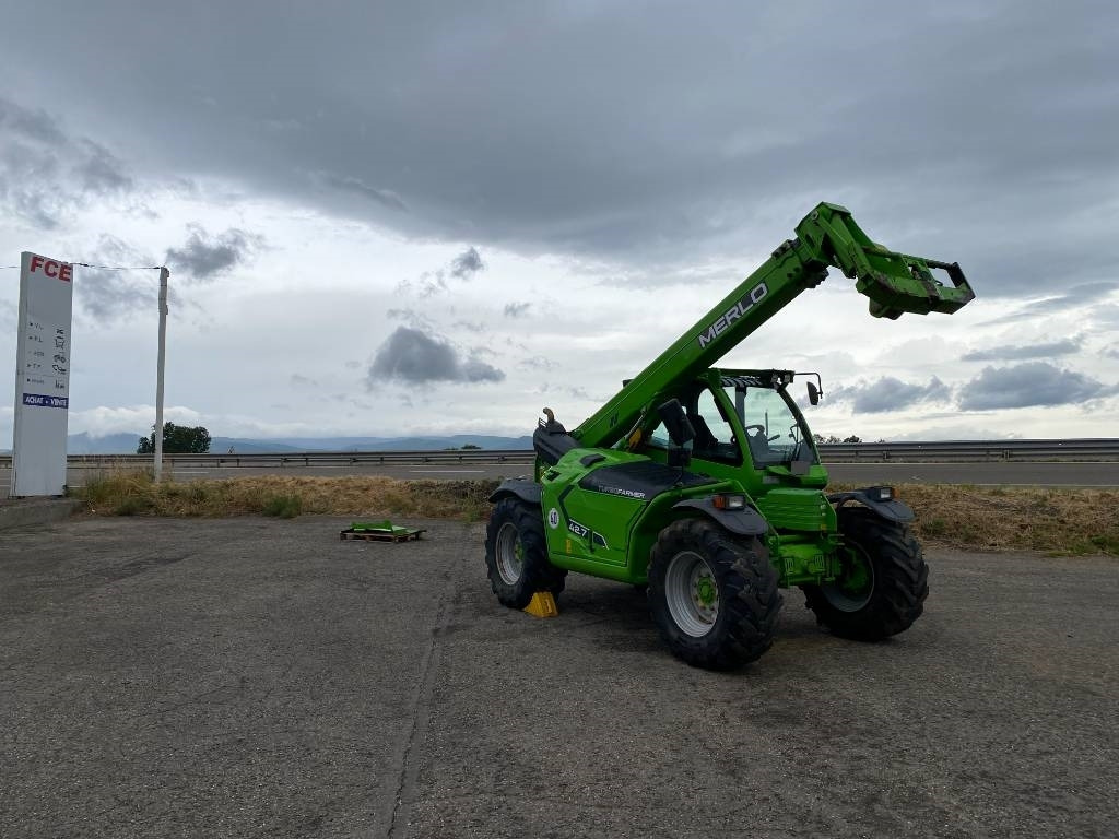 Merlo TF 42.7-145 / 40Km/H endommagé - Teleskoplader: das Bild 3 Merlo TF 42.7-145 / 40Km/H endommagé - Teleskoplader: das Bild 3