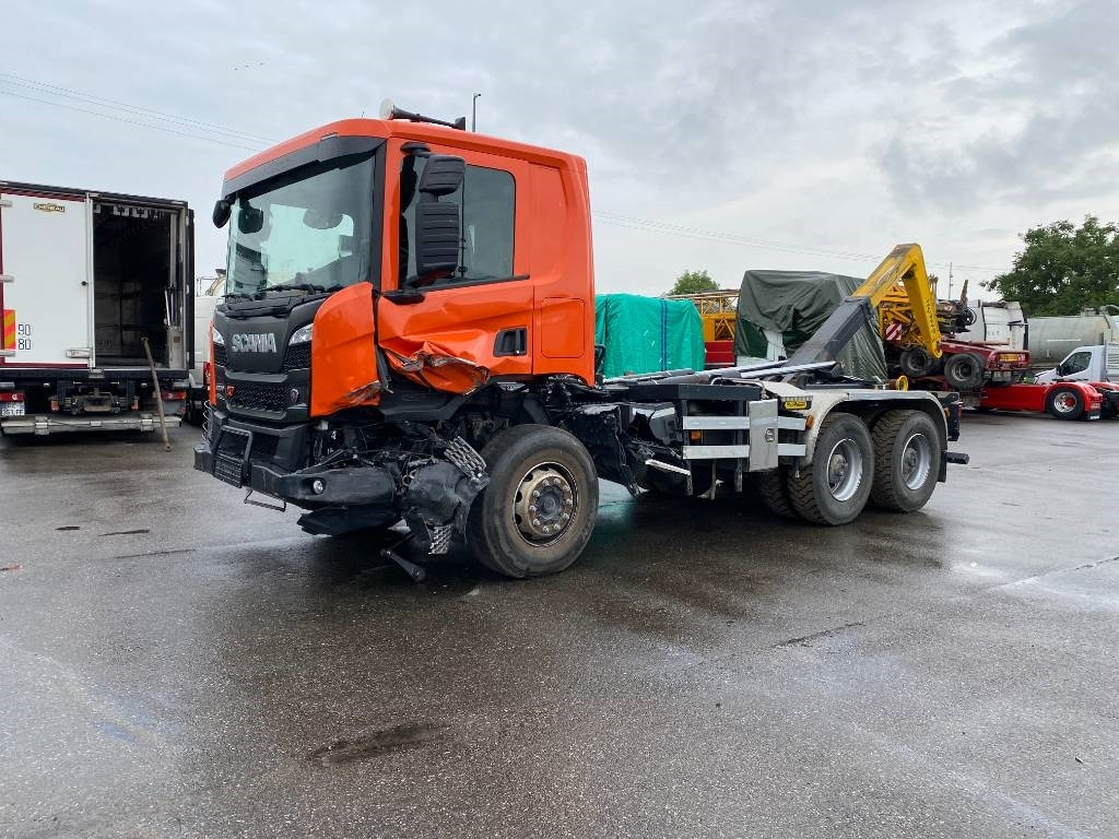Scania P420 XT-3Pedales / PALFINGER PTH20SLD5 endommagé - Abrollkipper: das Bild 2 Scania P420 XT-3Pedales / PALFINGER PTH20SLD5 endommagé - Abrollkipper: das Bild 2