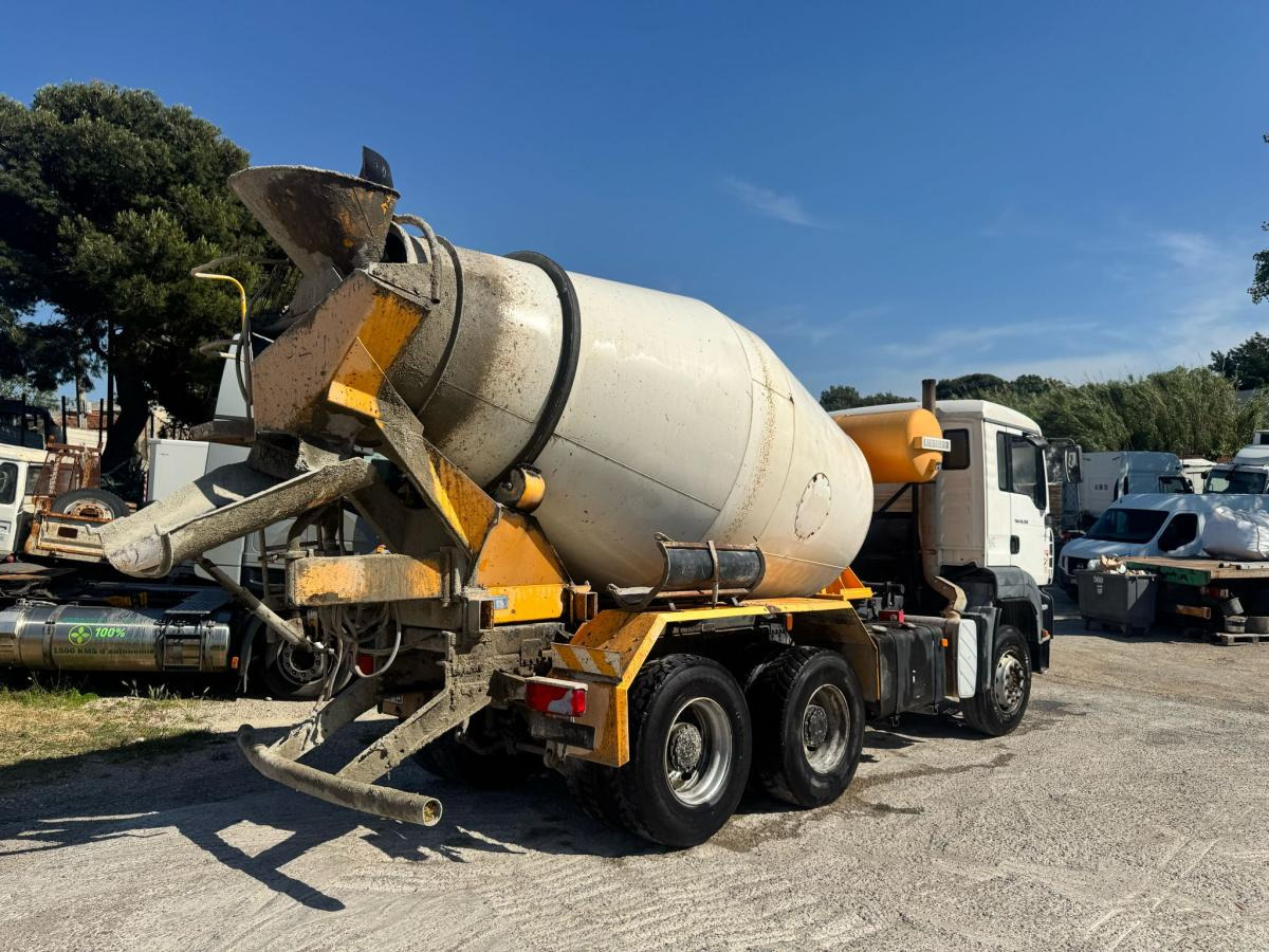 MAN TGA 26.350 - Fahrmischer: das Bild 5 MAN TGA 26.350 - Fahrmischer: das Bild 5