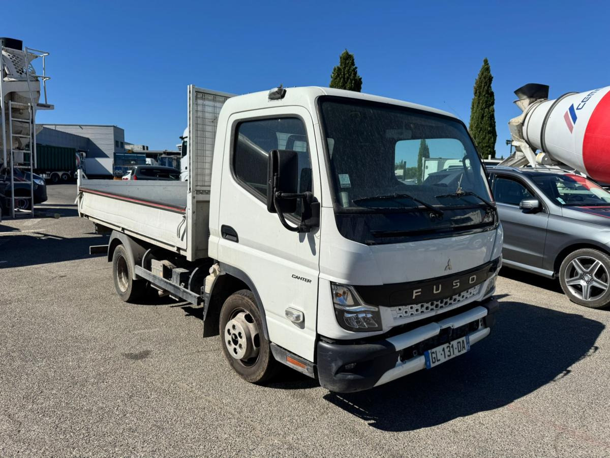 Mitsubishi Fuso Canter 3C15 - Kipper Transporter: das Bild 1 Mitsubishi Fuso Canter 3C15 - Kipper Transporter: das Bild 1