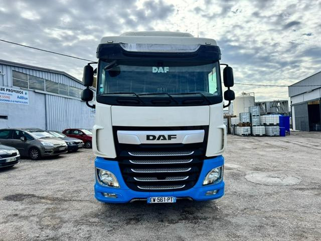 DAF XF 480 + CITERNE FRUEHAUF ADBLUE 23500 L - Sattelzugmaschine, Tankauflieger: das Bild 4 DAF XF 480 + CITERNE FRUEHAUF ADBLUE 23500 L - Sattelzugmaschine, Tankauflieger: das Bild 4