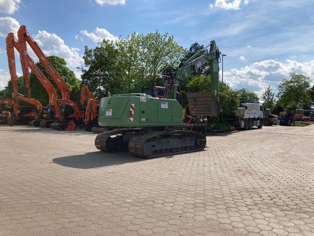 Atlas 225LC-BLUE - Kettenbagger: das Bild 2 Atlas 225LC-BLUE - Kettenbagger: das Bild 2