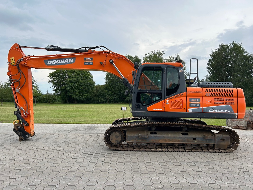 Doosan DX225LC-5 - Kettenbagger: das Bild 3 Doosan DX225LC-5 - Kettenbagger: das Bild 3