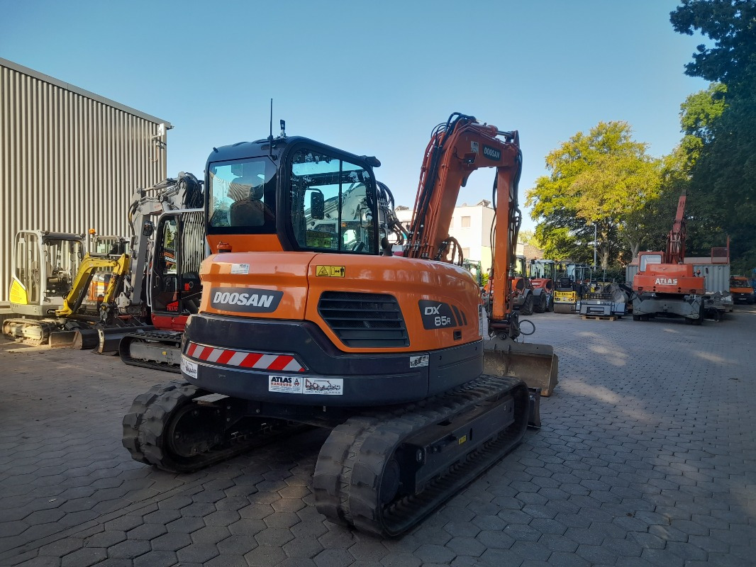 Doosan DX85R-3 - Bagger: das Bild 3 Doosan DX85R-3 - Bagger: das Bild 3