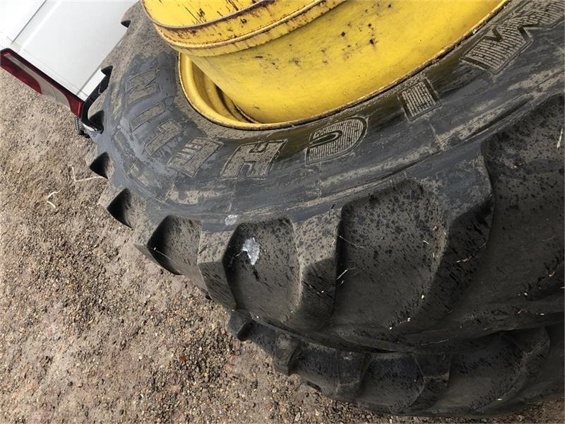 Michelin 650/65-42 - Reifen: das Bild 2 Michelin 650/65-42 - Reifen: das Bild 2