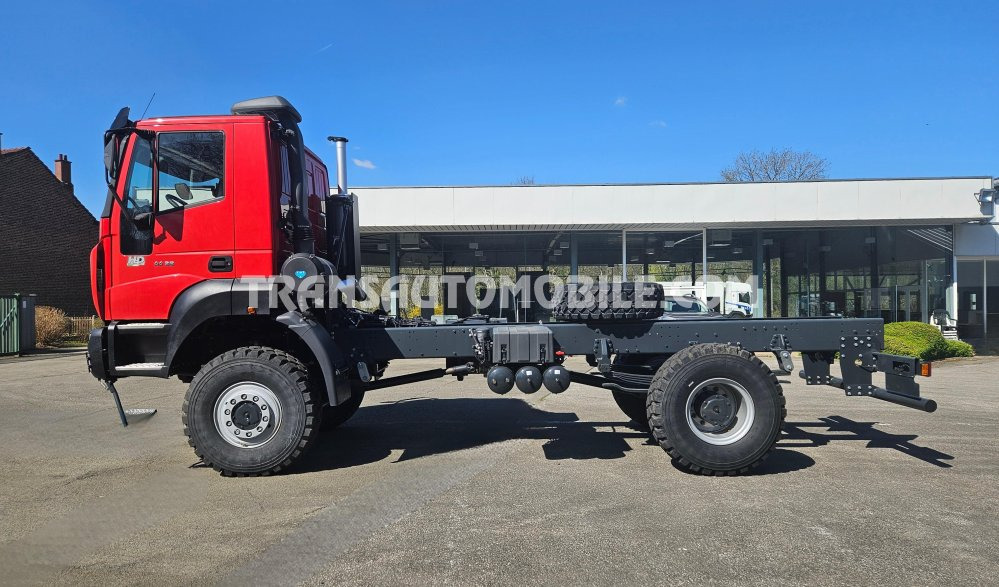 IVECO ASTRA HD9 44.38 12.9L TURBO DIESEL chassis cab heavy duty 4x4 single rear - EXPORT OUT EU - Fahrgestell LKW: das Bild 5 IVECO ASTRA HD9 44.38 12.9L TURBO DIESEL chassis cab heavy duty 4x4 single rear - EXPORT OUT EU - Fahrgestell LKW: das Bild 5