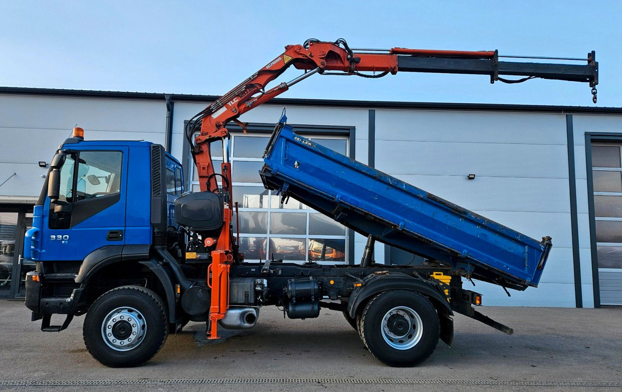 Iveco Trakker 190T33 4x4 Euro5 Kran Atlas 120.2E Funk - Kipper, Autokran: das Bild 4 Iveco Trakker 190T33 4x4 Euro5 Kran Atlas 120.2E Funk - Kipper, Autokran: das Bild 4