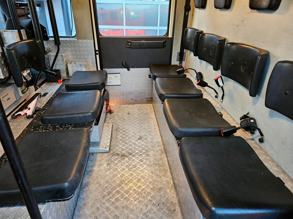 LKW MAN 14.224 L80 4x4 Feuerwehr LF16 Ziegler: das Bild 15