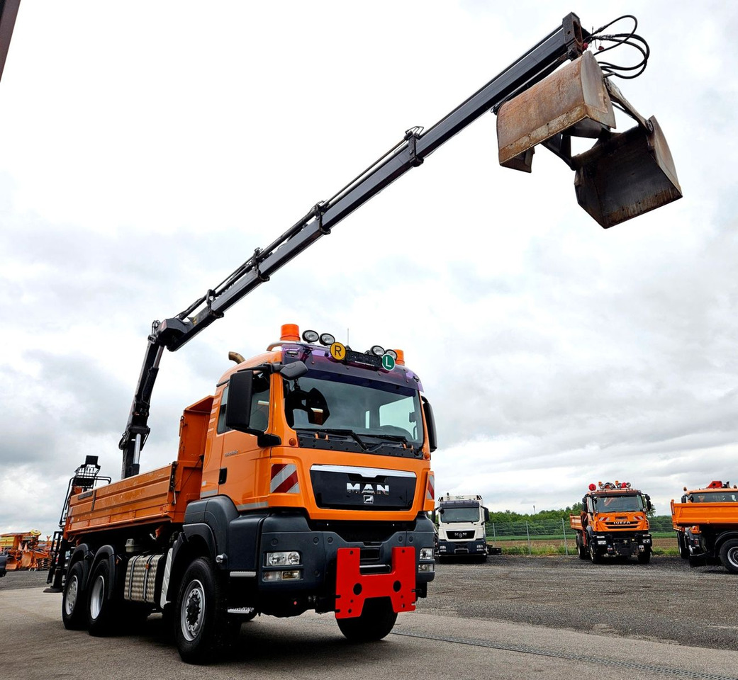 MAN TGS 28.360 6x4-4 HIAB 144E-4 Kran Euro5 - Kipper, Autokran: das Bild 5 MAN TGS 28.360 6x4-4 HIAB 144E-4 Kran Euro5 - Kipper, Autokran: das Bild 5