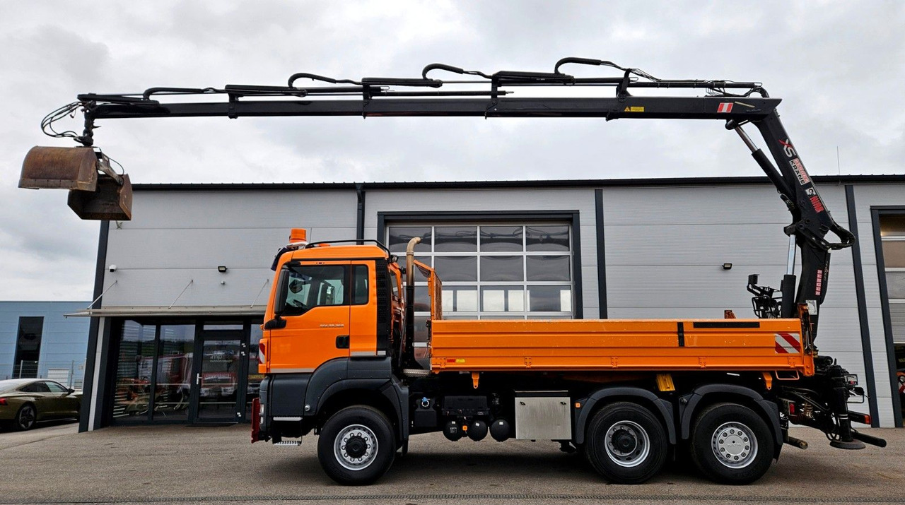 Kipper, Autokran MAN TGS 28.360 6x4-4 HIAB 144E-4 Kran Euro5: das Bild 8