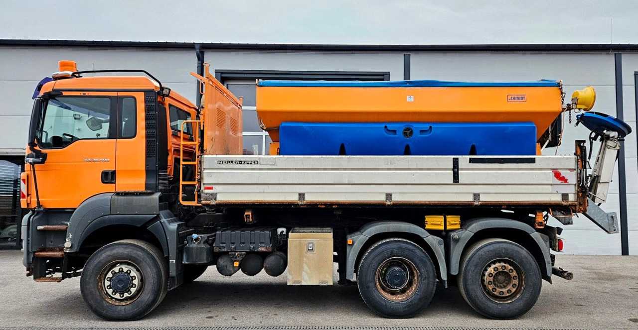 MAN TGS 28.400 6x4-4 BL Winterdienst Schmidt Euro5 - Kipper: das Bild 2 MAN TGS 28.400 6x4-4 BL Winterdienst Schmidt Euro5 - Kipper: das Bild 2