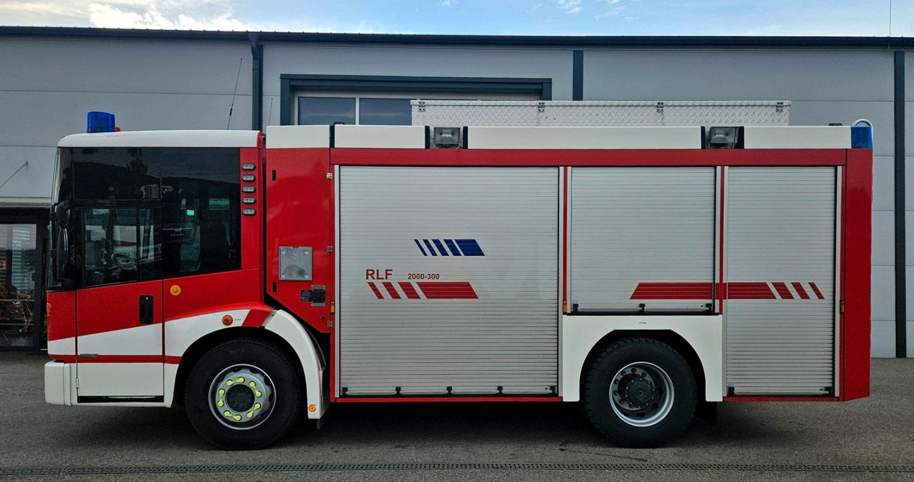 Mercedes-Benz 1829 Feuerwehr Ziegler RLF 2000/300 TLF Winde - Feuerwehrfahrzeug: das Bild 2 Mercedes-Benz 1829 Feuerwehr Ziegler RLF 2000/300 TLF Winde - Feuerwehrfahrzeug: das Bild 2