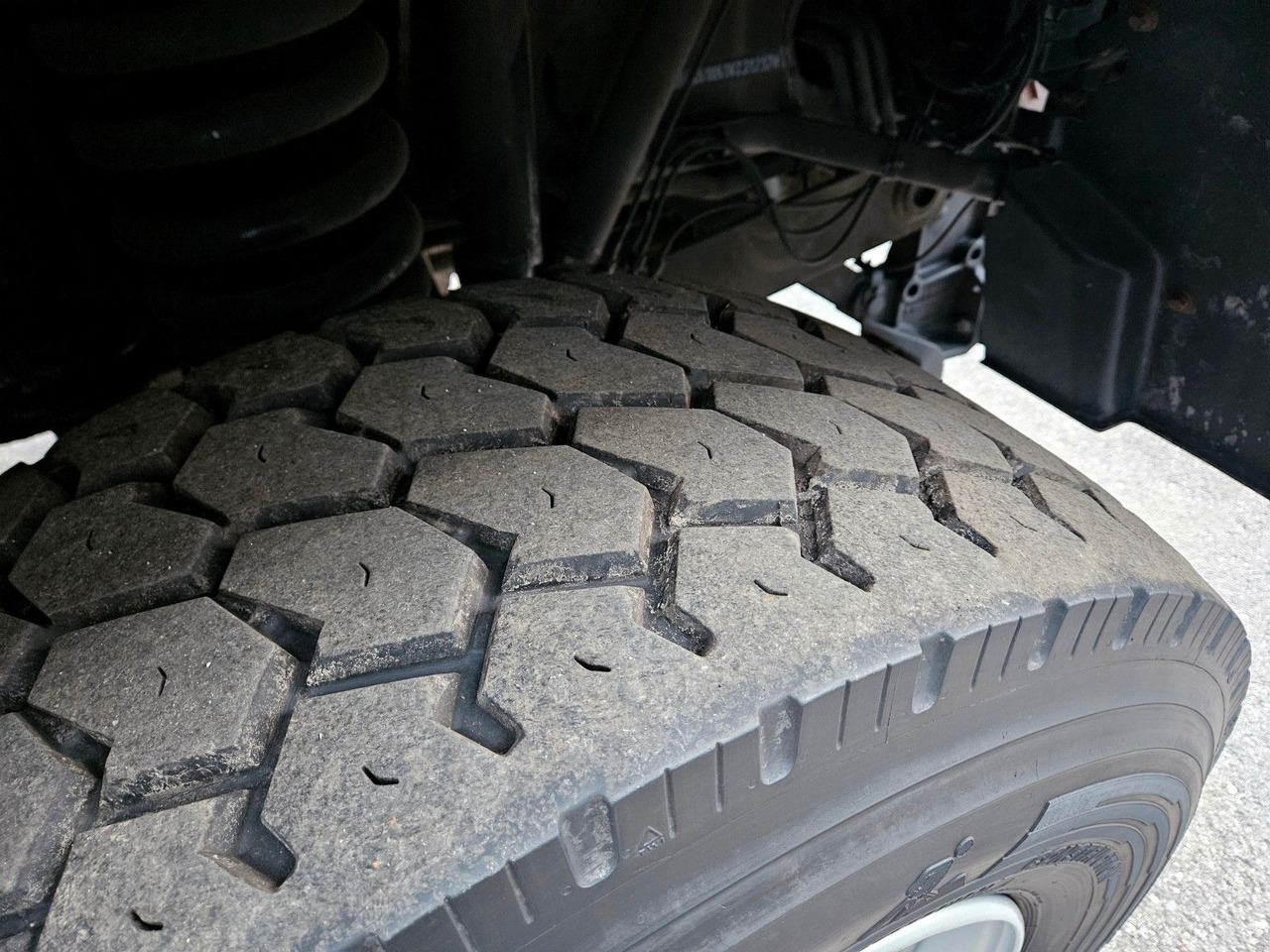 Kipper Unimog U423 UGE Euro6 Hydrostat Schmidt Stratos: das Bild 18