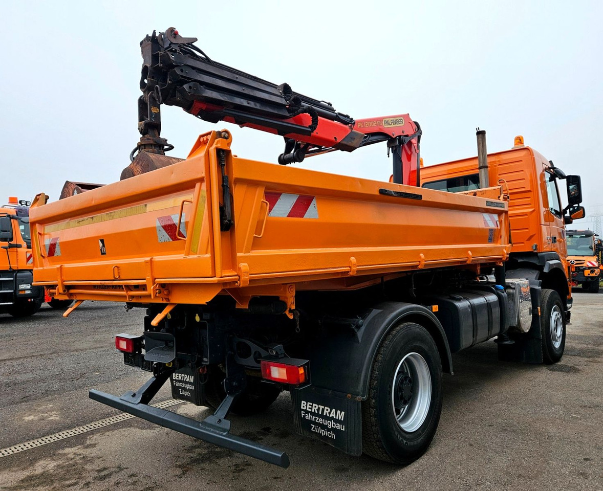 Volvo FM 370 4x4 Palfinger PK12002 Funk Kran EEV - Kipper, Autokran: das Bild 3 Volvo FM 370 4x4 Palfinger PK12002 Funk Kran EEV - Kipper, Autokran: das Bild 3