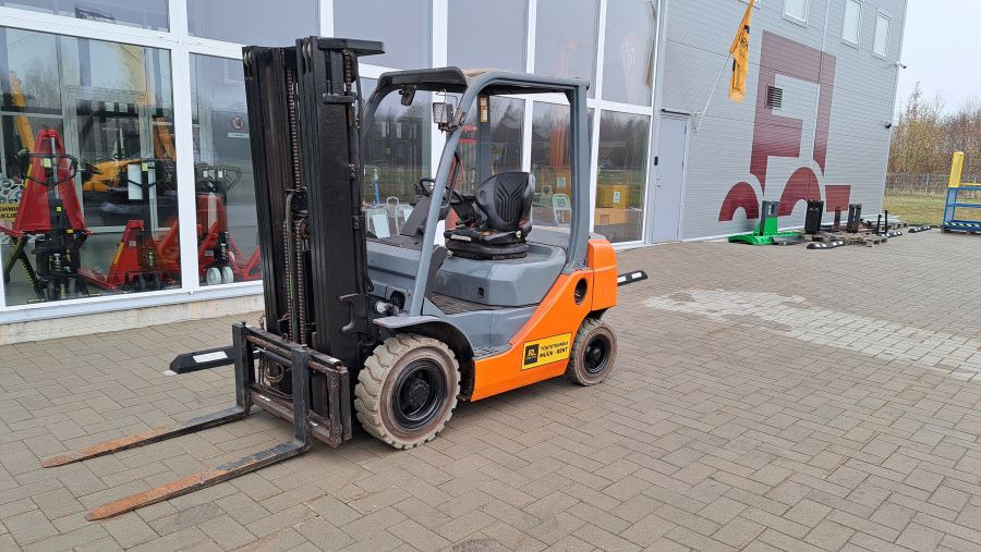 Toyota 02-8FDF20 - Dieselstapler: das Bild 1 Toyota 02-8FDF20 - Dieselstapler: das Bild 1