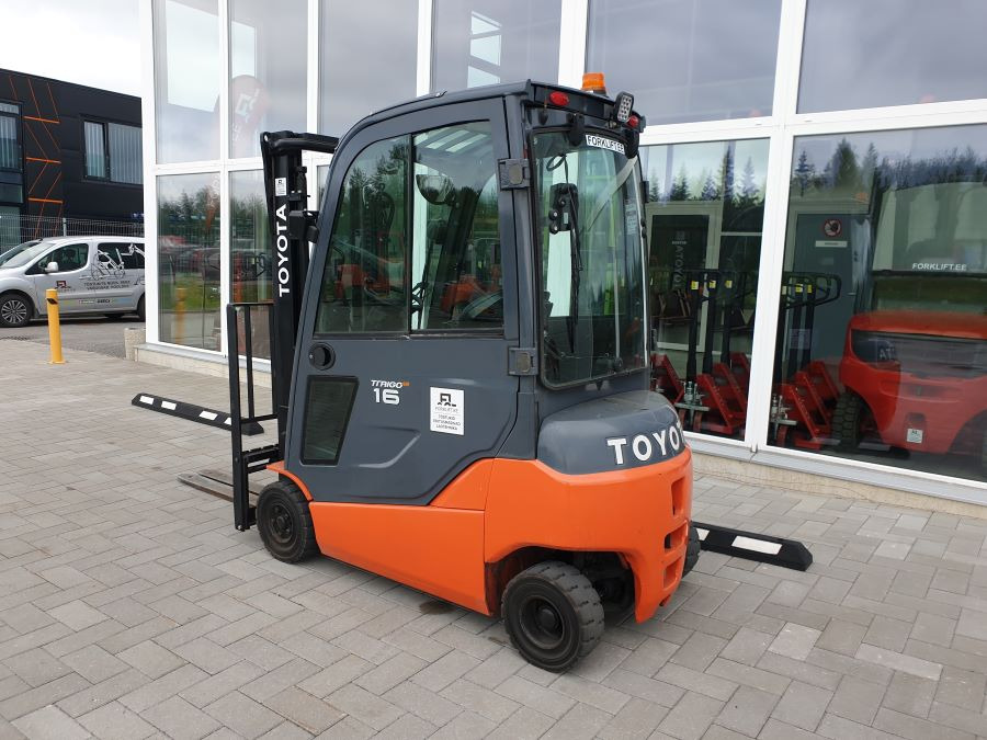 Toyota 8FBMT16 - Elektrostapler: das Bild 2 Toyota 8FBMT16 - Elektrostapler: das Bild 2