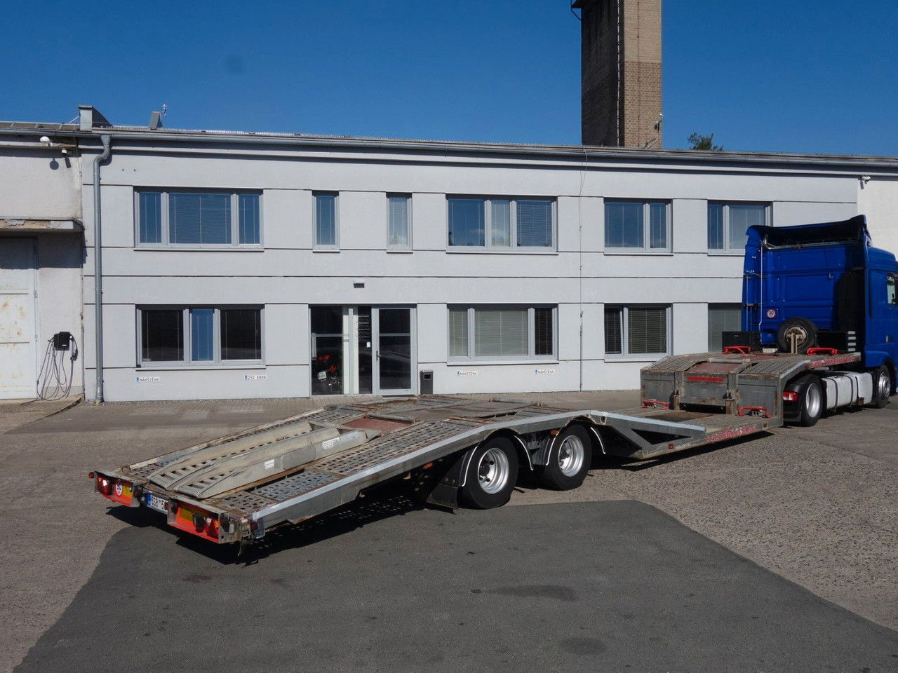 Diversen Svan CH33, für 2 LKWs - Autotransporter Auflieger: das Bild 5 Diversen Svan CH33, für 2 LKWs - Autotransporter Auflieger: das Bild 5