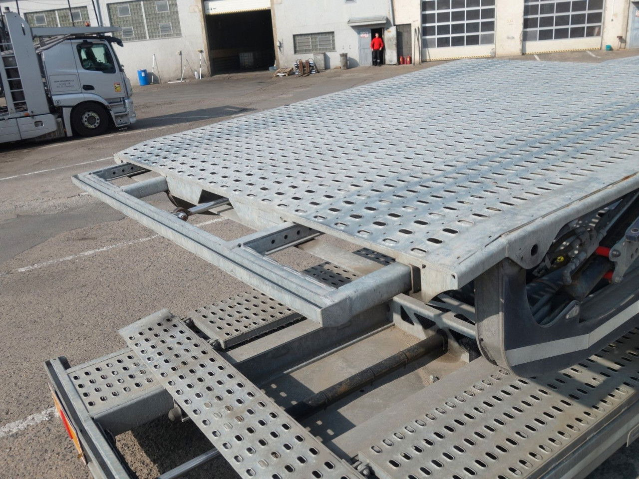 Mercedes-Benz Atego 1530 mit Anhänger für 7 PKW - Autotransporter LKW: das Bild 4 Mercedes-Benz Atego 1530 mit Anhänger für 7 PKW - Autotransporter LKW: das Bild 4