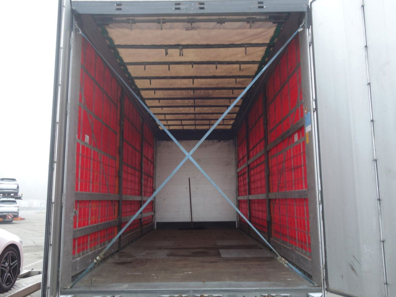 Scania R450 6x2 120cm3, Durchfahren, Retarder - Plane LKW: das Bild 5 Scania R450 6x2 120cm3, Durchfahren, Retarder - Plane LKW: das Bild 5