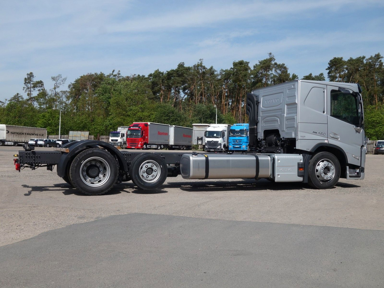 Volvo FM13 460 6x2 Neue RTO , Kassbohrer, Rolfo, Rimo - Fahrgestell LKW: das Bild 5 Volvo FM13 460 6x2 Neue RTO , Kassbohrer, Rolfo, Rimo - Fahrgestell LKW: das Bild 5