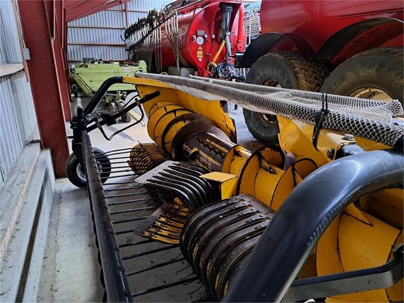 Ernteforsatz für Häcksler New Holland 355 W Græspick-up: das Bild 6