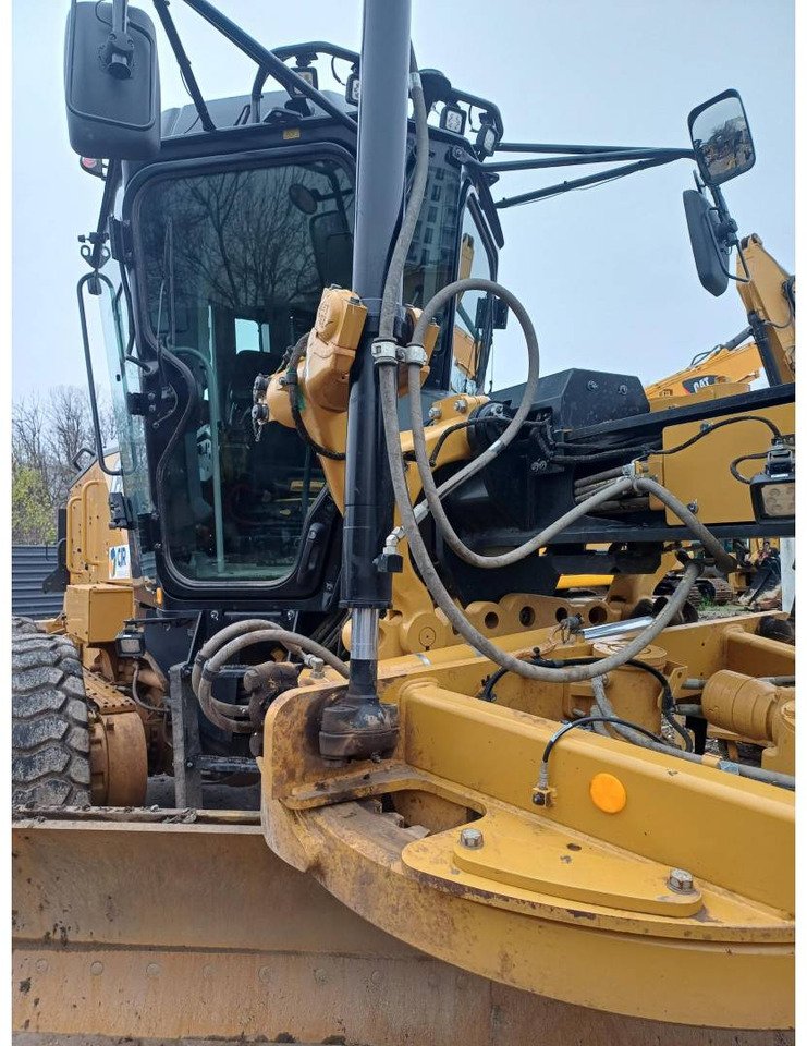 Grader CAT 120-14: das Bild 16 Grader CAT 120-14: das Bild 16