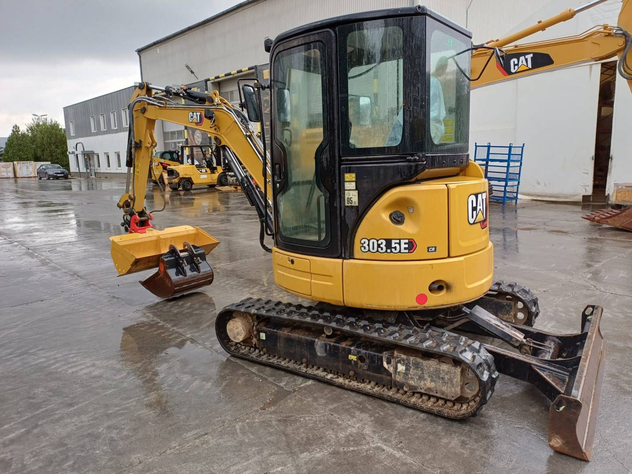 CAT 303.5ECR - Kettenbagger: das Bild 4 CAT 303.5ECR - Kettenbagger: das Bild 4