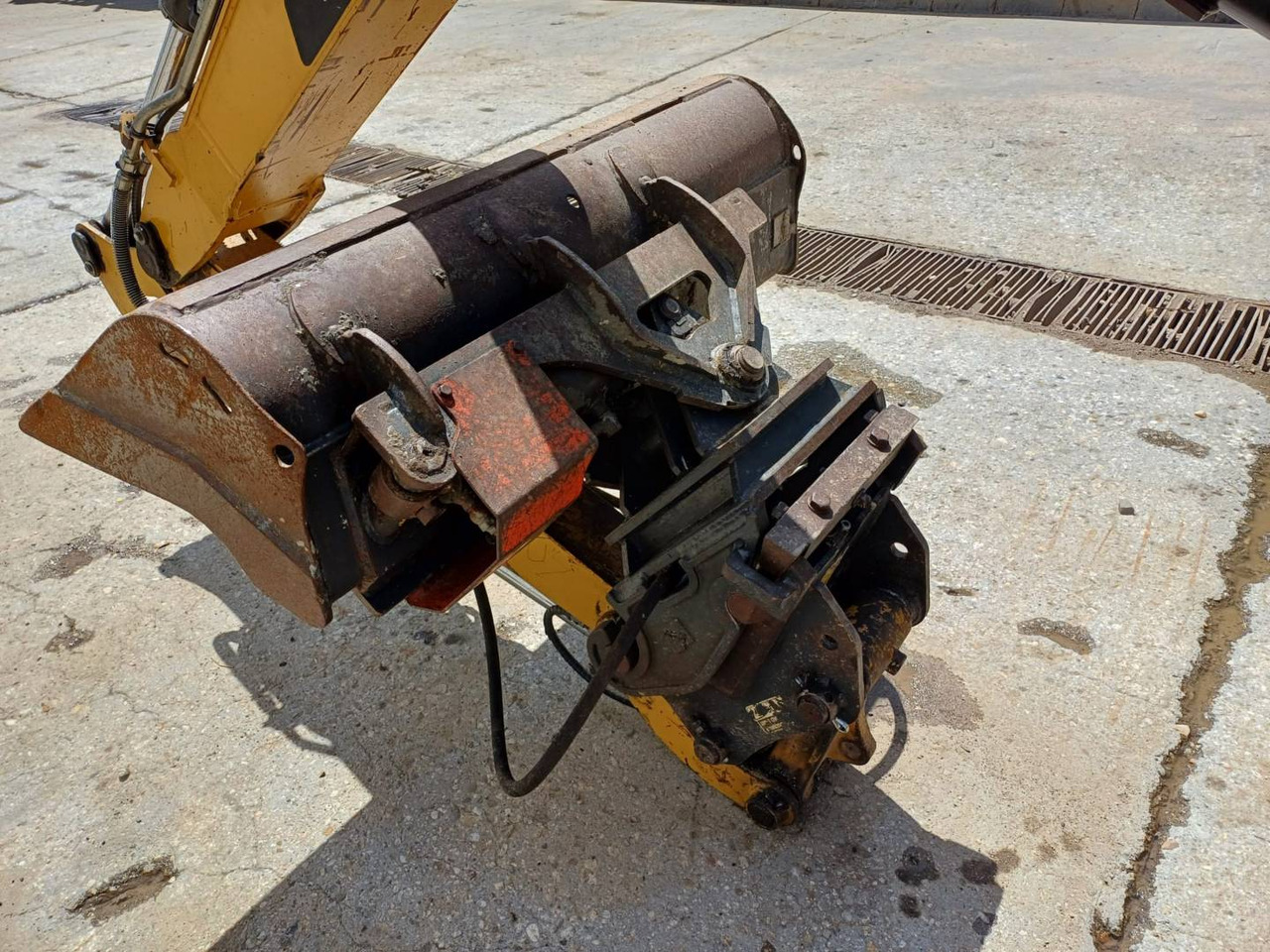 CAT 305.5ECR - Kettenbagger: das Bild 5 CAT 305.5ECR - Kettenbagger: das Bild 5