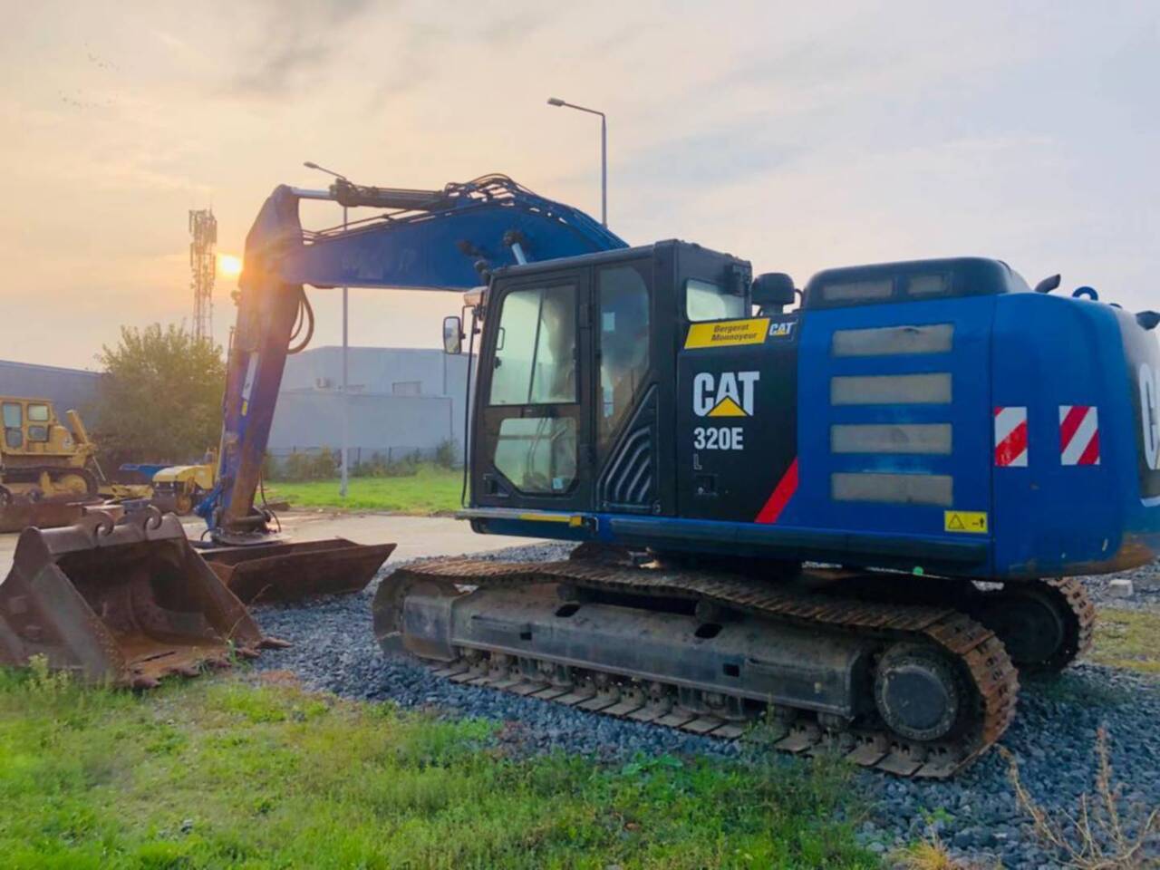 CAT 320 E LN - Kettenbagger: das Bild 4 CAT 320 E LN - Kettenbagger: das Bild 4