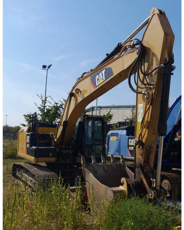 CAT 320EL - Kettenbagger: das Bild 2 CAT 320EL - Kettenbagger: das Bild 2