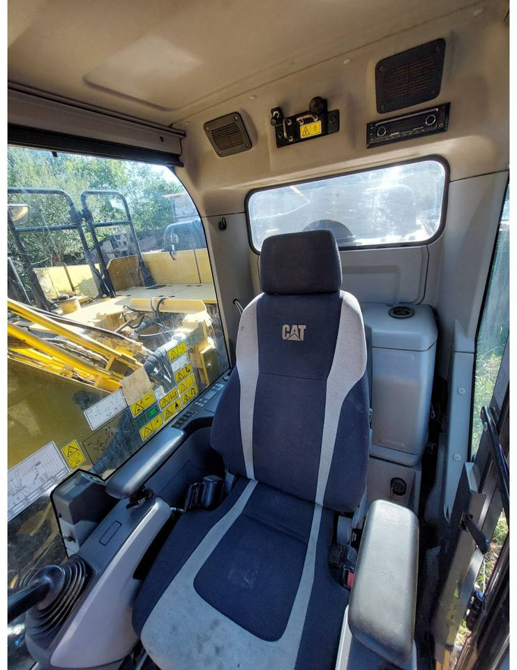 Kettenbagger CAT 320EL: das Bild 13