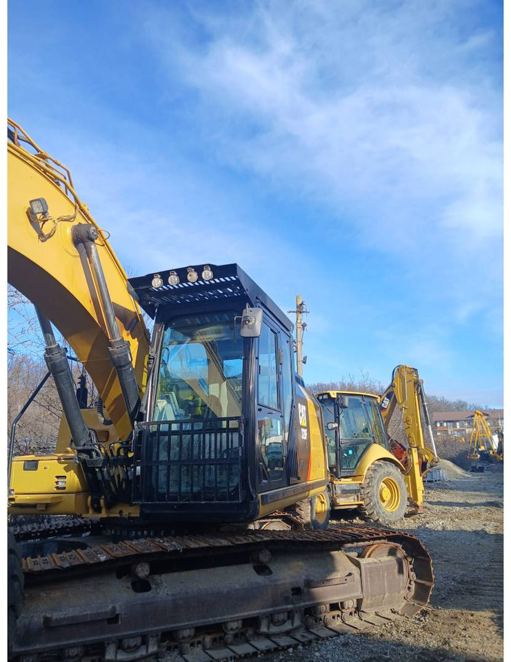CAT 320FL - Kettenbagger: das Bild 1 CAT 320FL - Kettenbagger: das Bild 1