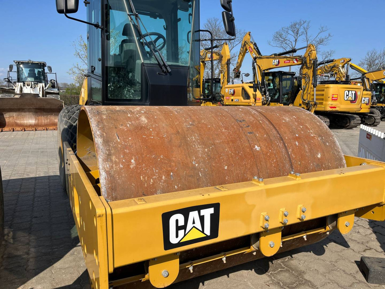 CAT CS56B - Walzenzug: das Bild 2 CAT CS56B - Walzenzug: das Bild 2