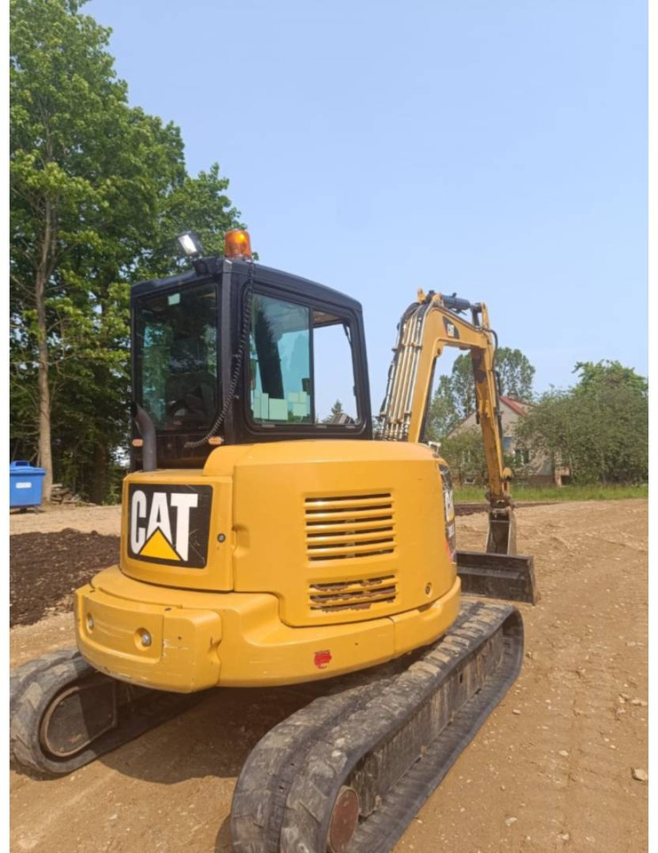 CAT 305.5E2CR - Kettenbagger: das Bild 4 CAT 305.5E2CR - Kettenbagger: das Bild 4