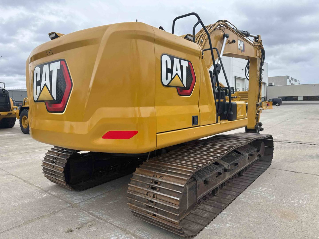 CAT 323 - Kettenbagger: das Bild 3 CAT 323 - Kettenbagger: das Bild 3
