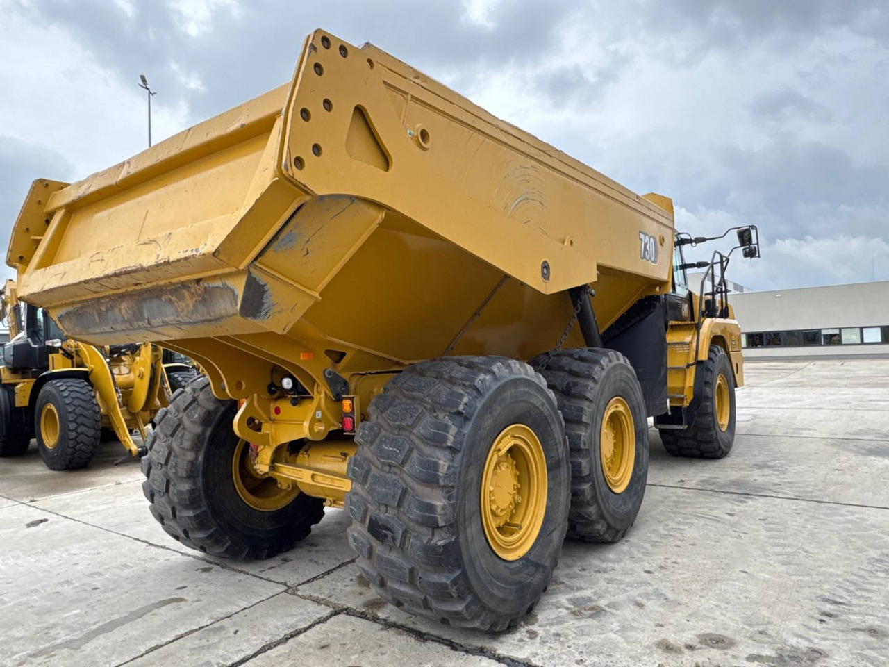 CAT 730 - Knickgelenkter Dumper: das Bild 4 CAT 730 - Knickgelenkter Dumper: das Bild 4