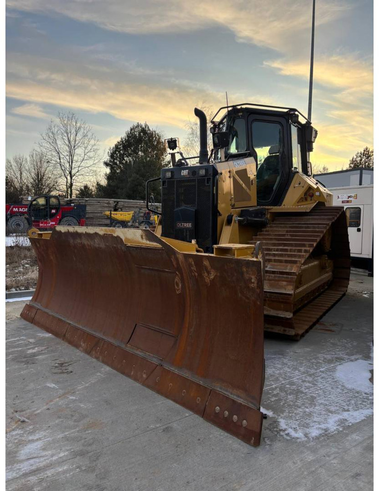 CAT D5 LGP - Bulldozer: das Bild 2 CAT D5 LGP - Bulldozer: das Bild 2