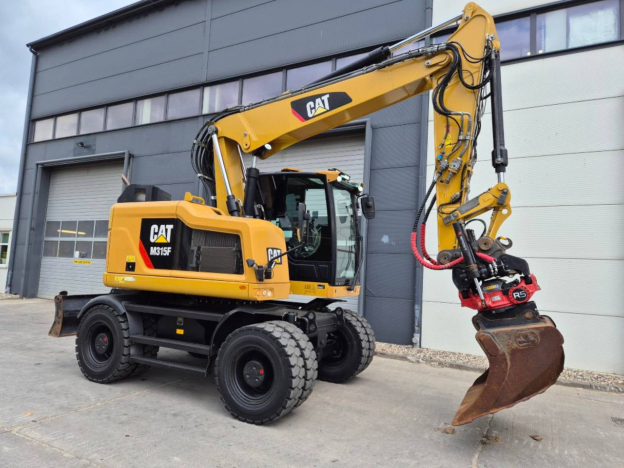CAT M315F - Mobilbagger: das Bild 2 CAT M315F - Mobilbagger: das Bild 2