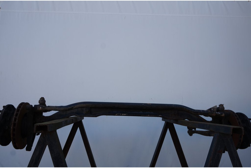 MAN V9-80L-28 - Vorderachse für LKW: das Bild 1 MAN V9-80L-28 - Vorderachse für LKW: das Bild 1