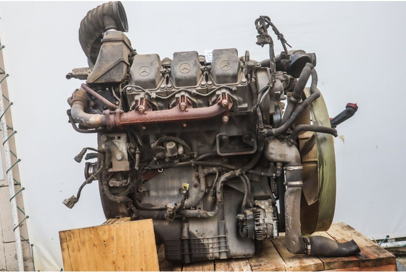 Mercedes-Benz OM501LA EURO4 320PS - Motor für LKW: das Bild 3 Mercedes-Benz OM501LA EURO4 320PS - Motor für LKW: das Bild 3