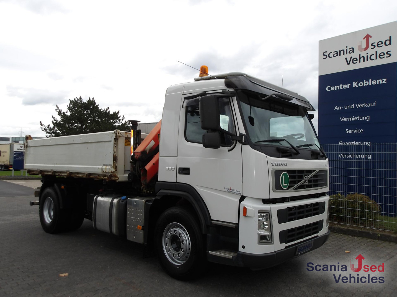 VOLVO FM 330 - PALFINGER PK 11001K - KEMPF DSK - Kipper: das Bild 1 VOLVO FM 330 - PALFINGER PK 11001K - KEMPF DSK - Kipper: das Bild 1