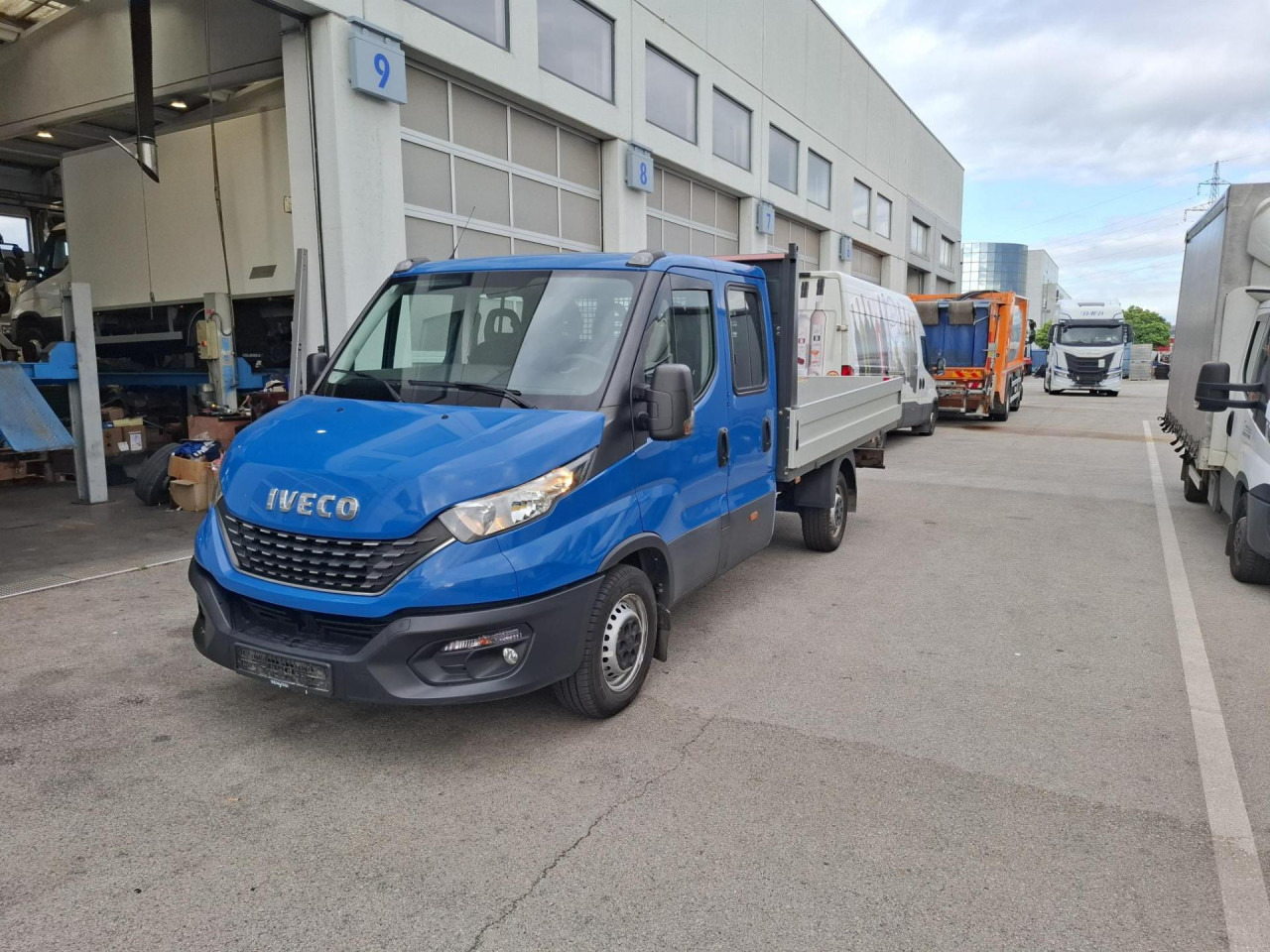 IVECO Daily 35S16A8 - Kastenwagen, Transporter mit Doppelkabine: das Bild 1 IVECO Daily 35S16A8 - Kastenwagen, Transporter mit Doppelkabine: das Bild 1